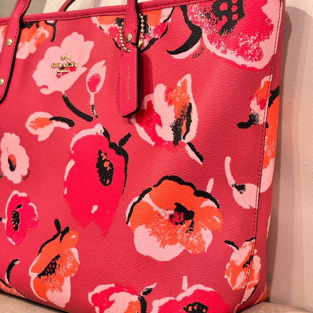 Coach Floral Red/Coral Tote Bag - Picture 6 of 16